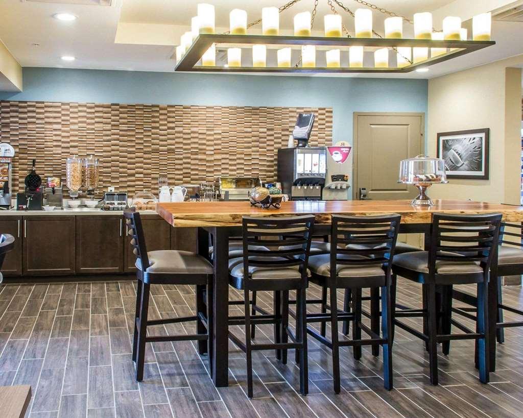 Mainstay Suites Cotulla Restoran fotoğraf